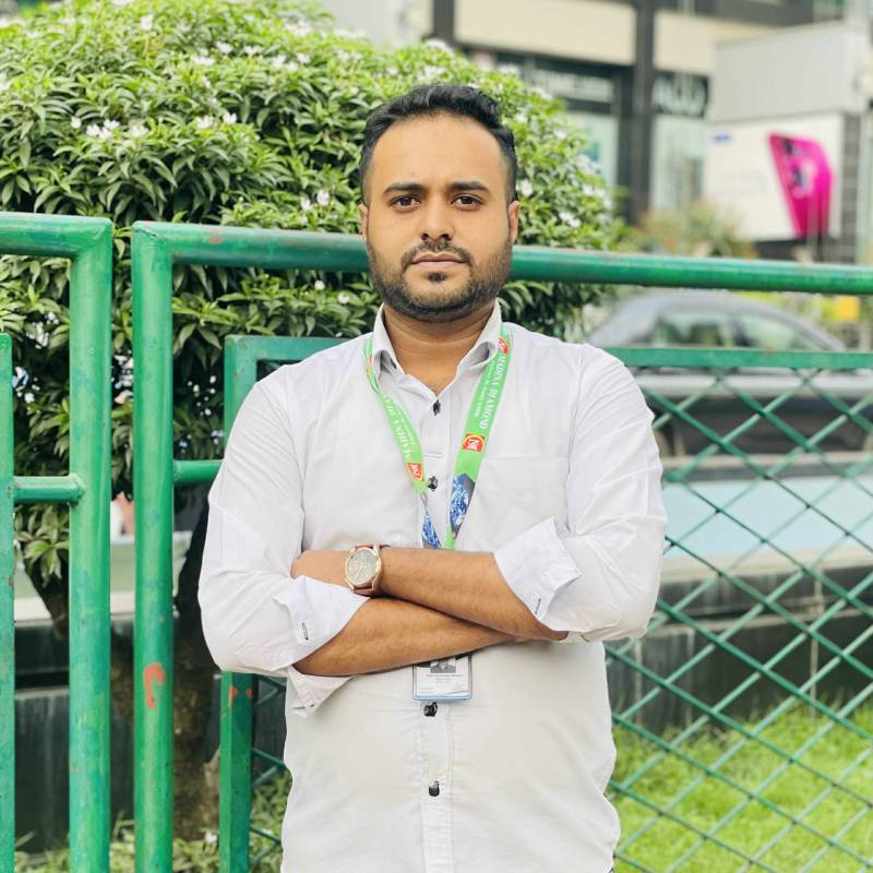 Горячая Мужчина Oyasake 30 из Bangladesh