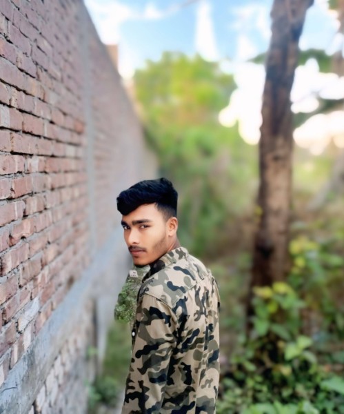 Hübsch Student Khairul islam 21 from Bangladesh