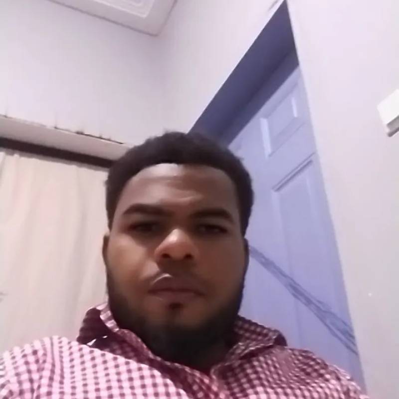 Atractiva Hombre chidi 40 from Senegal