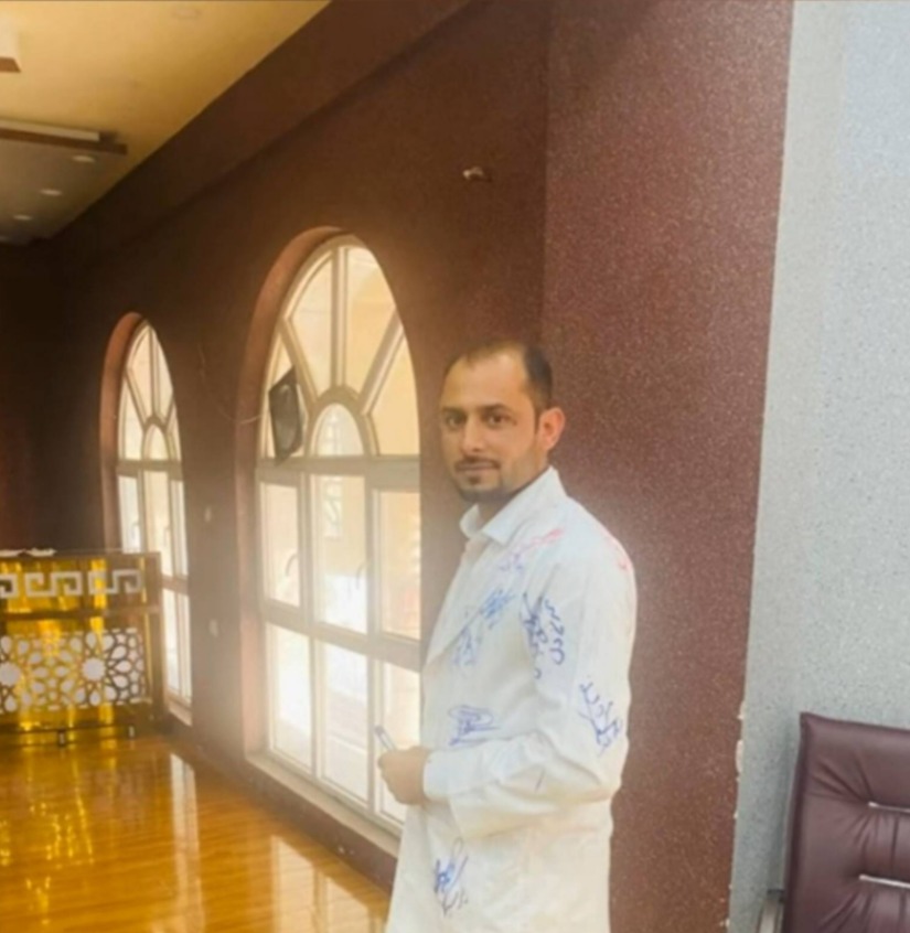 DrNisarAhmadMiakhil42102