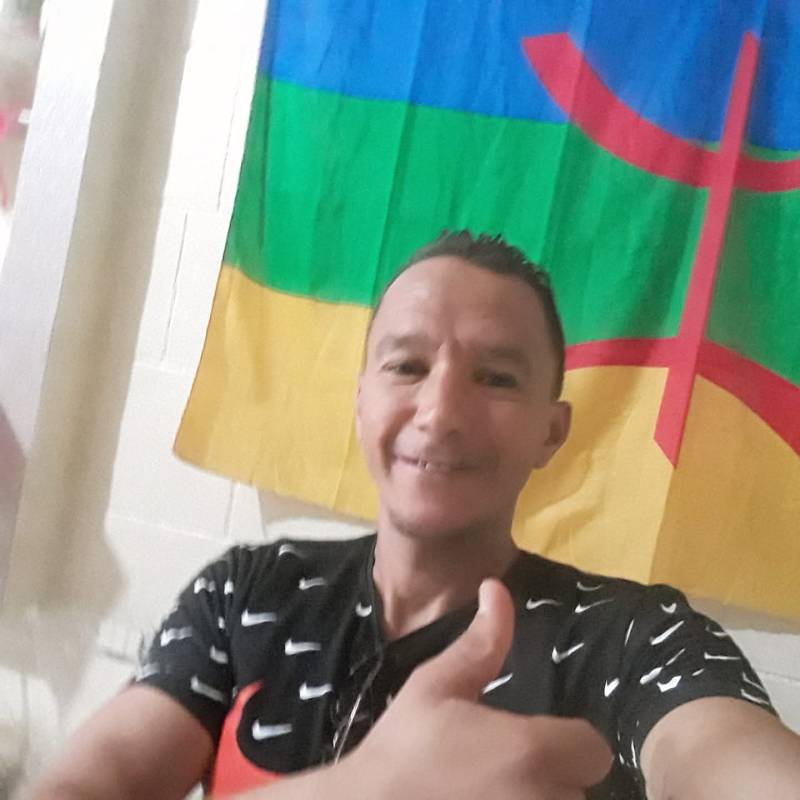 Aantrekkelijk Man Karim www 49 from Tunesië