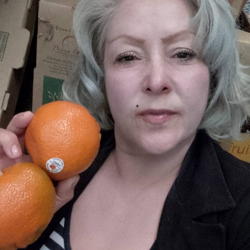 Mature Dame Sabina 51 from Cote divoire