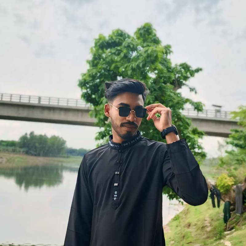 Belle Homme Tom 25 from Bangladesh