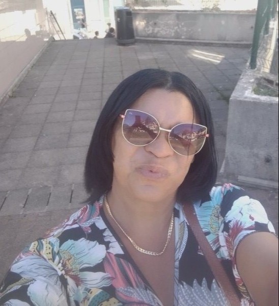 Single Woman Rosa 46 from Brazil