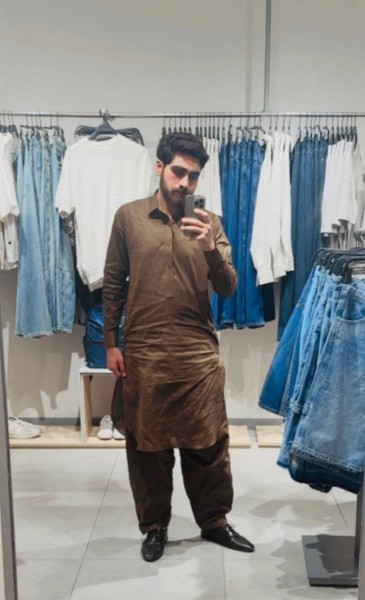 Jung Junge Hurarah 23 from Pakistan