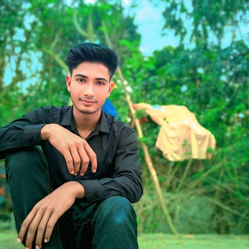 Joven Chico SUMON MILLAT 22 from Bangladesh