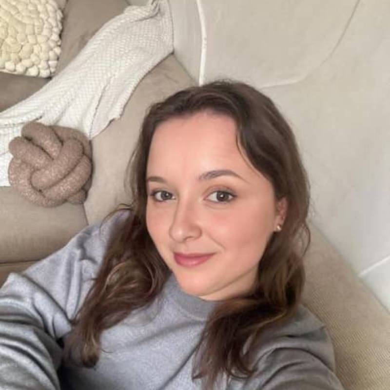 Ardiente Chica Hannah 34 from Canadá