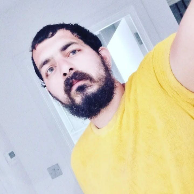 Beautiful Man Karwan 27 from United Kingdom