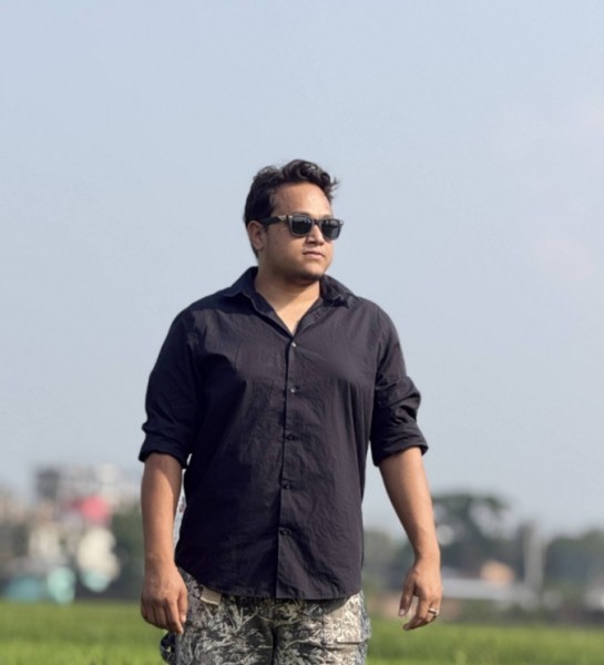 Одинокая Мужчина Vicky 28 из Bangladesh