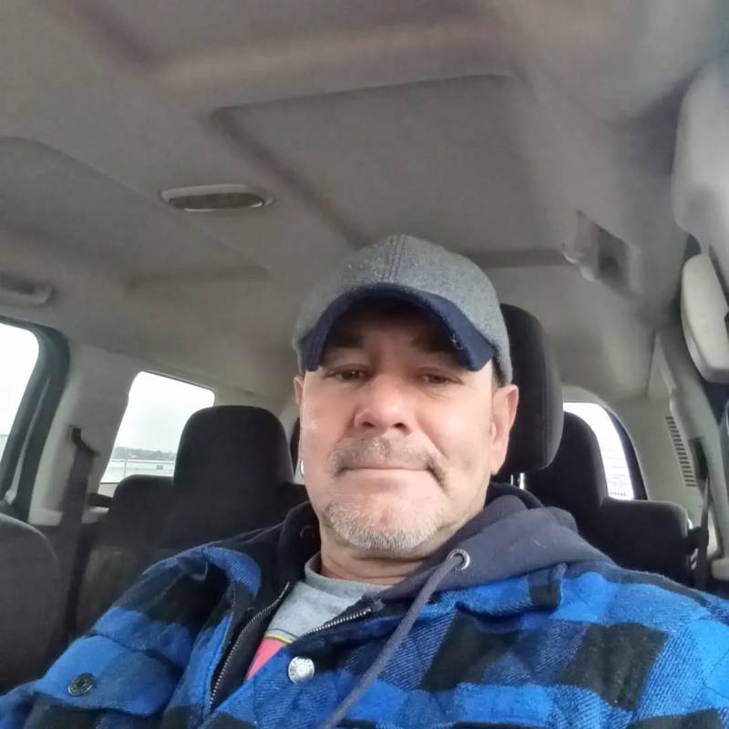 ناضجة رجل Theodore Malcolm 60 from الولايات المتحدة