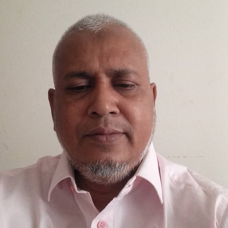 Sênior Cavalheiro Asad 50 from Bangladesh