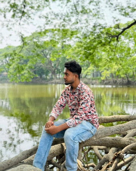 Pretty Boy Riyad 20 from Bangladesh