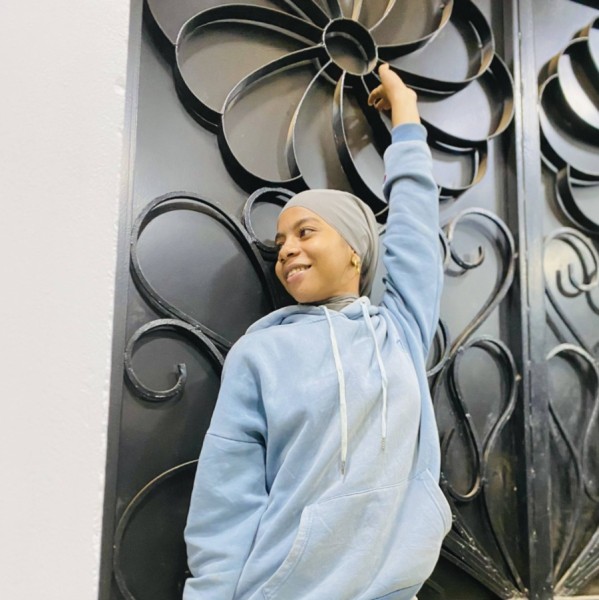 Hübsch Mädchen Chaimah 20 from Madagaskar