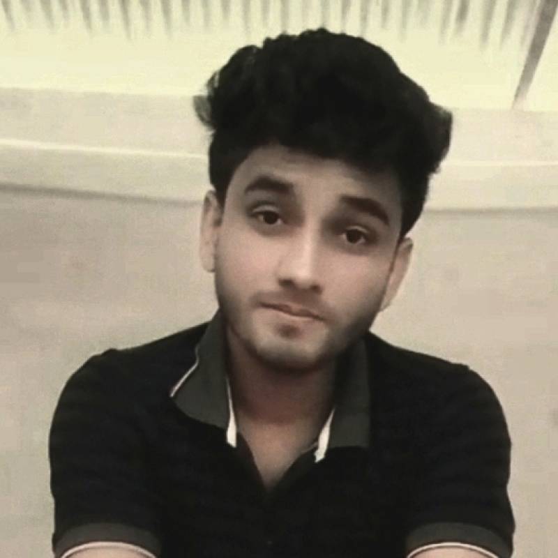 Mooi Student Hakim 21 from Bangladesh