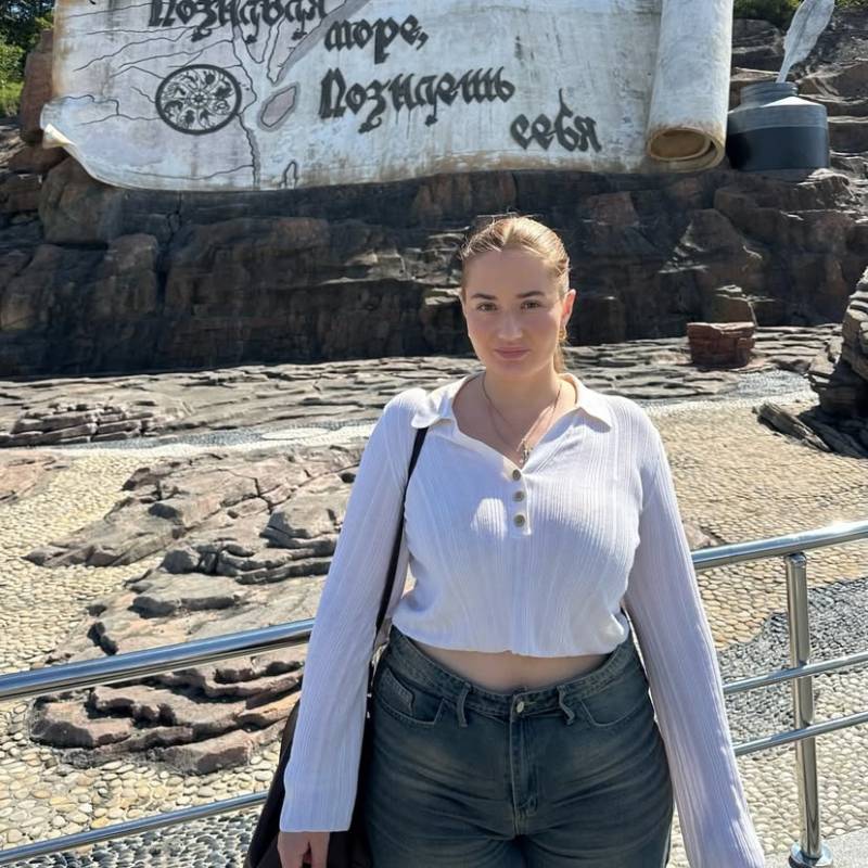 Single Woman Rita 30 from United States