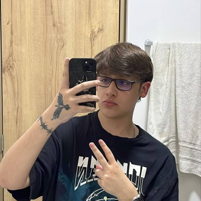 Pretty Student Tame 20 from France