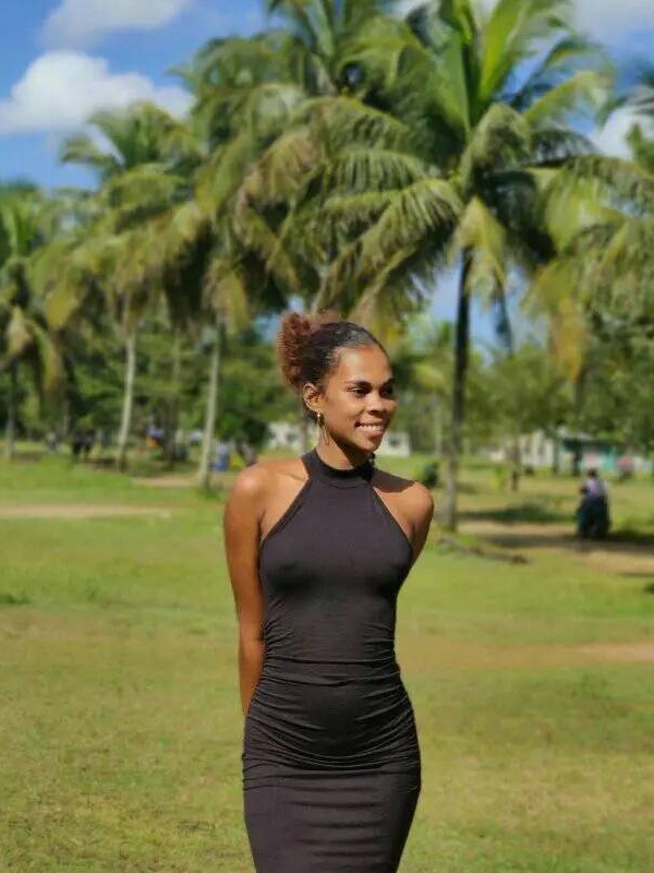 Nadia14980