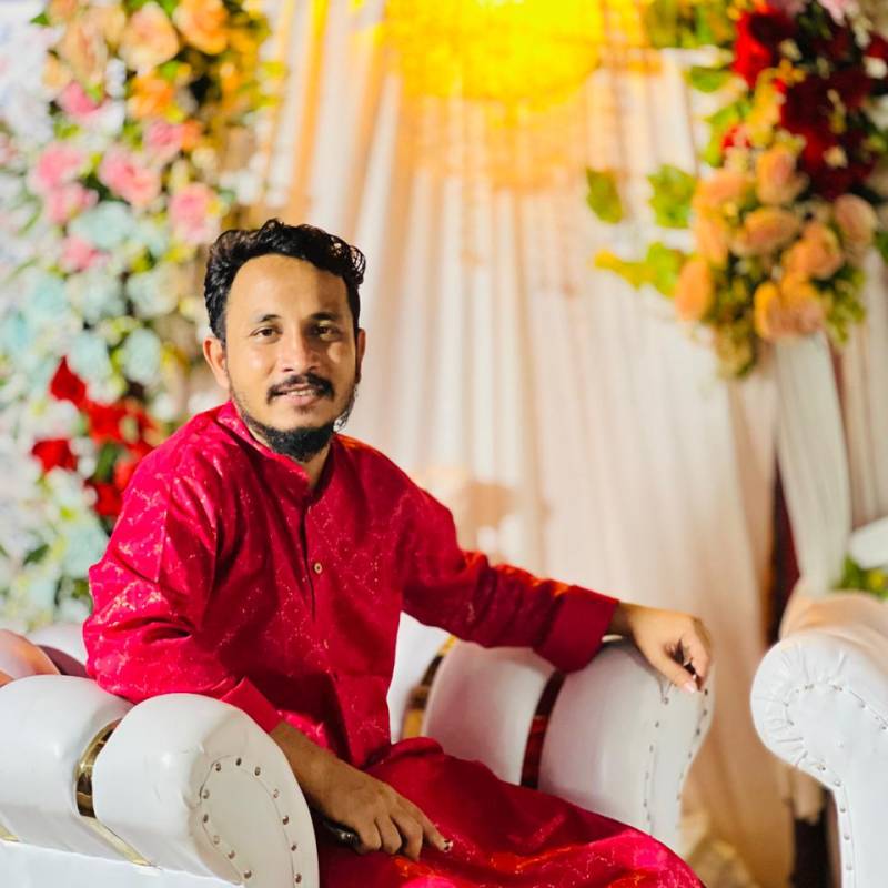 Hot Man Omer 29 from Bangladesh