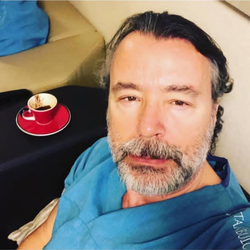 Charmant Gentleman John Smith 41 from Deutschland