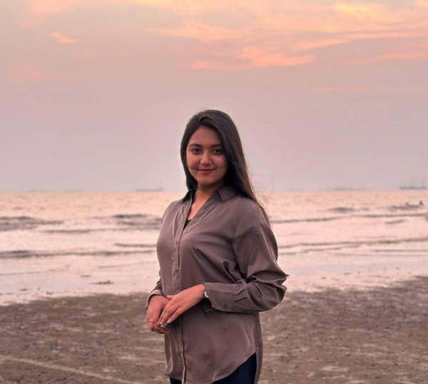 Ardiente Chica Tabassum 27 from Bangladesh