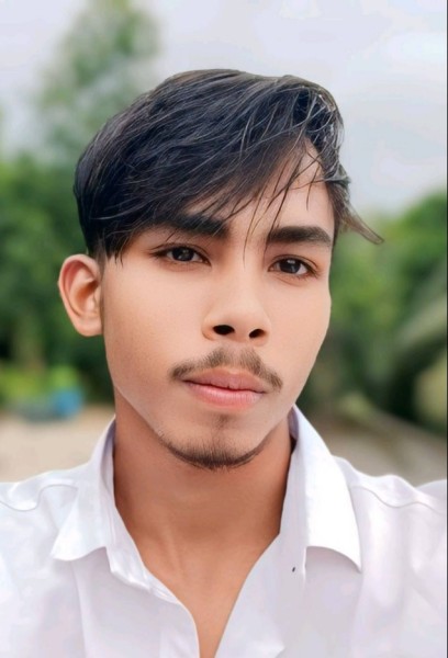 Young Boy Ashraful 19 from Bangladesh