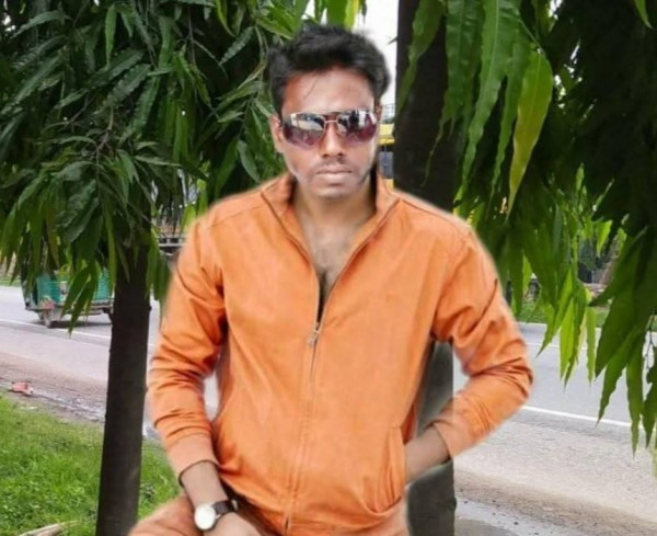 Hot Guy Khan monnaf 25 from Bangladesh