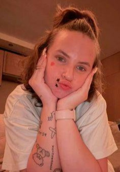 Beautiful Girl lisabenies 31 from United States
