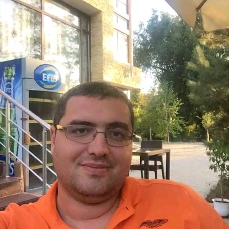 Single Man Maurice 46 from United States