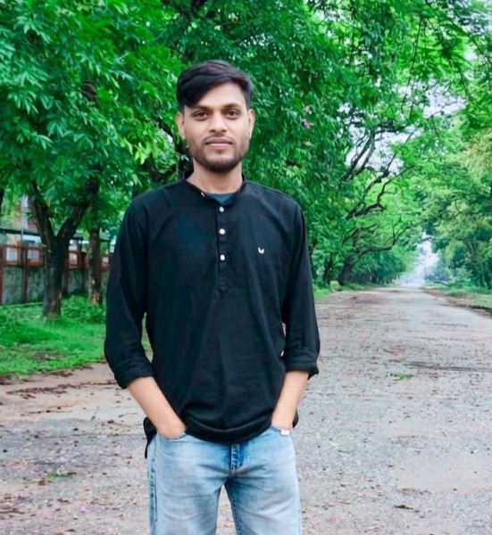 Hot Man Moynul Hasan 27 from Bangladesh