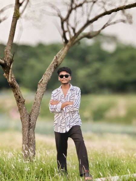 Pretty Student Fahim 20 from Bangladesh
