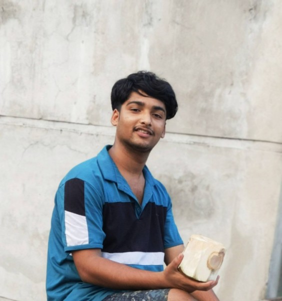 Cute Student Md sakib ahmmed 23 from Italy