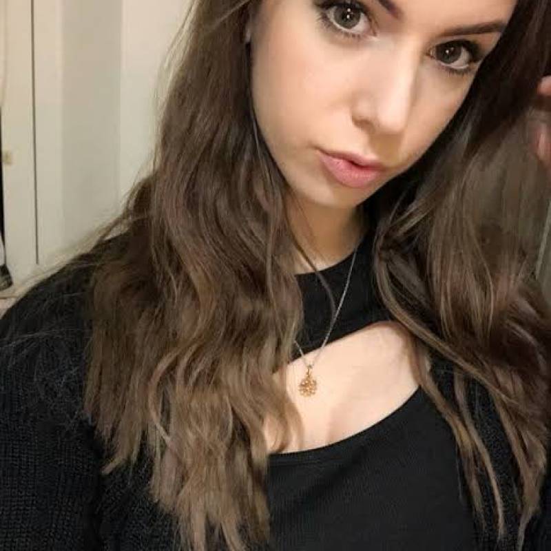 Beautiful Girl Stella 32 from United States