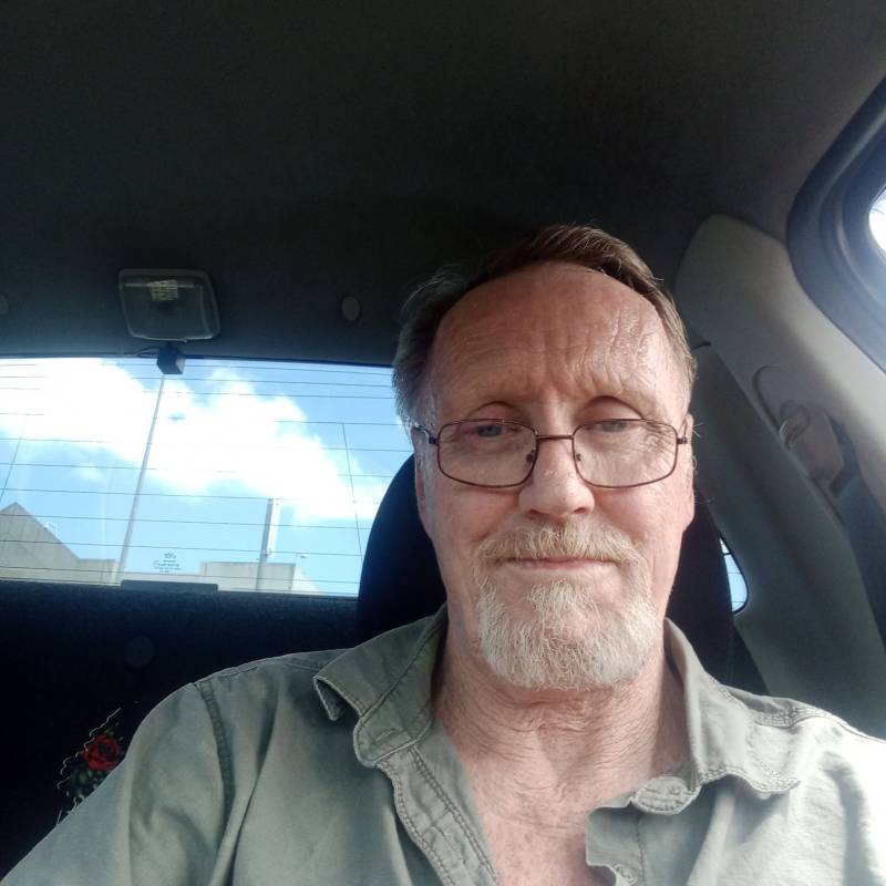 Elegant Man david 63 from Australia