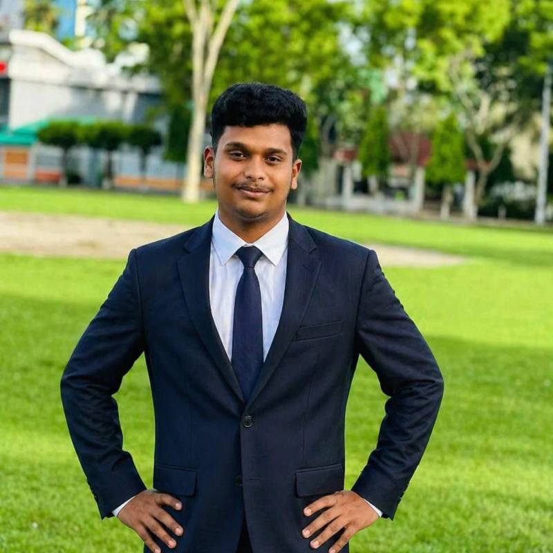 Güzel Erkek Rayhan 25 from Bangladesh