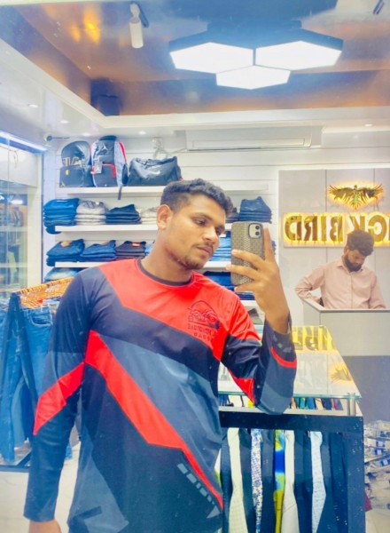 Cute Boy Juned hasan 21 from Pakistan