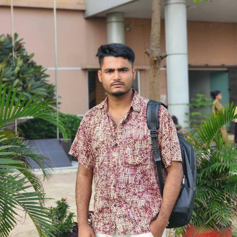 Pretty Student Aak Rista 21 from Bangladesh