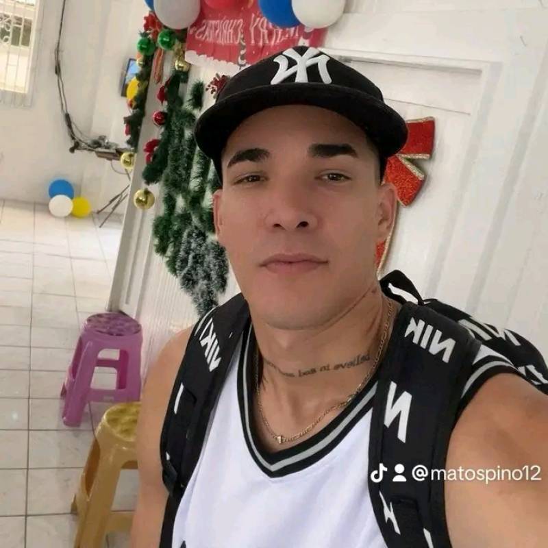 Single Guy Yunior 27 from Germany
