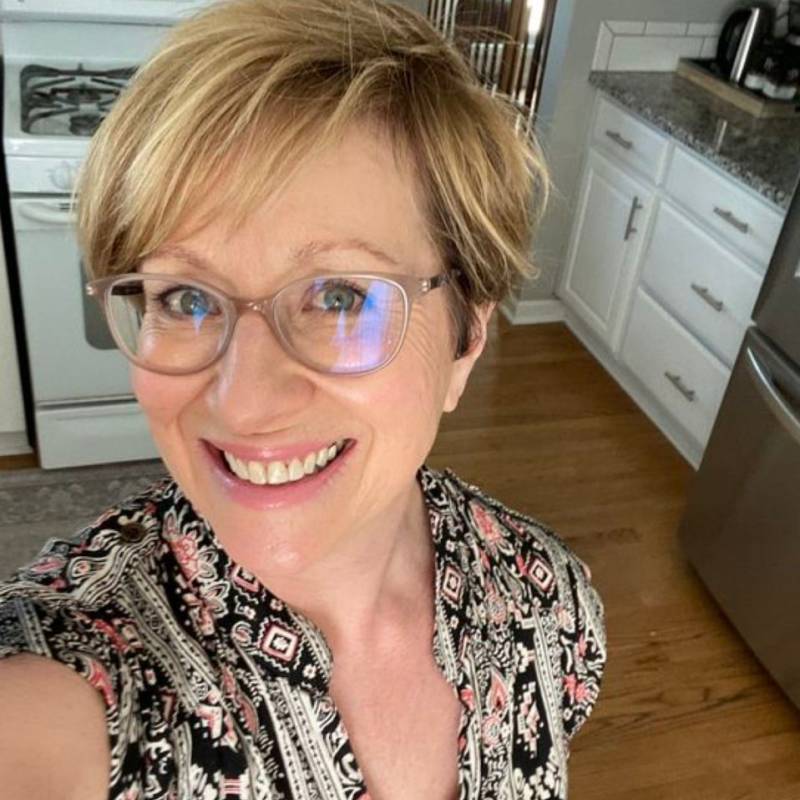 Attractive Lady lucille 48 from Germany