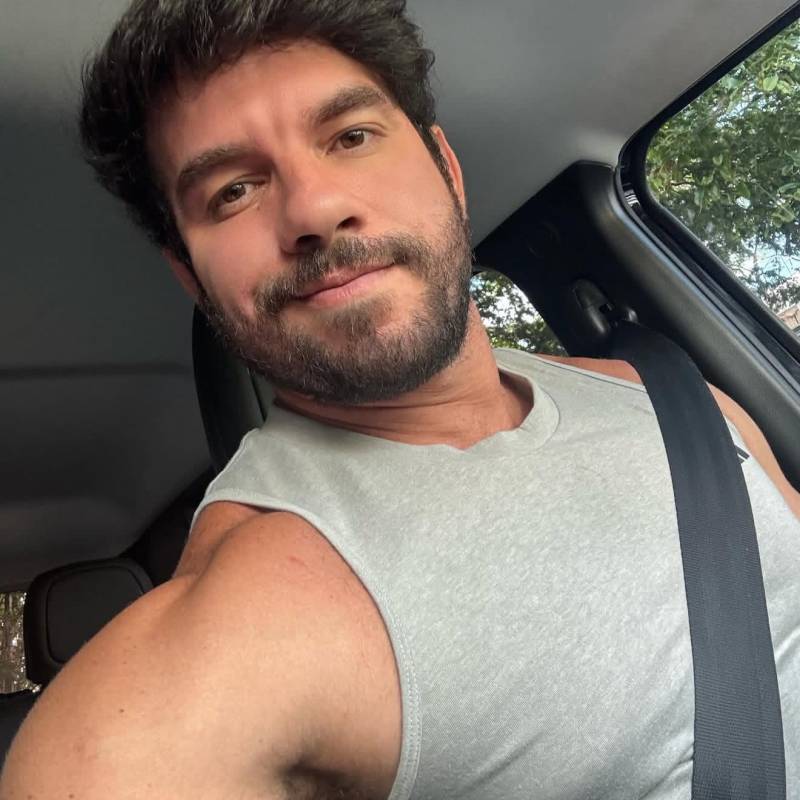 Attractive Man Draksen 44 from United States