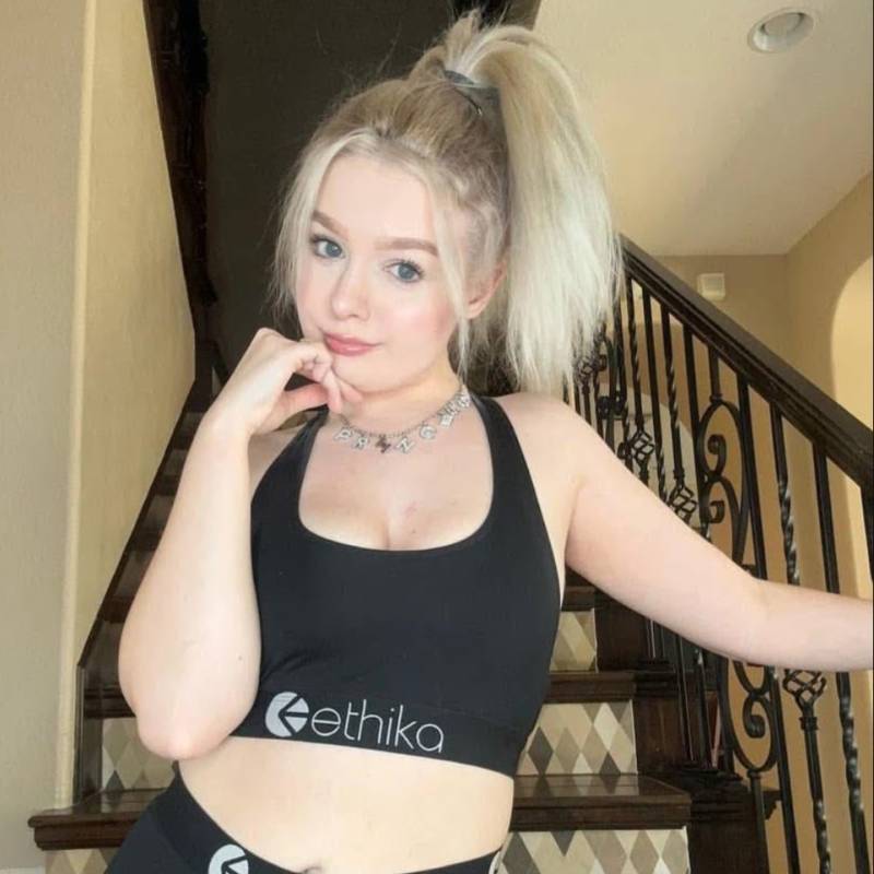 Hot Woman Victoria carmicheal 26 from United States