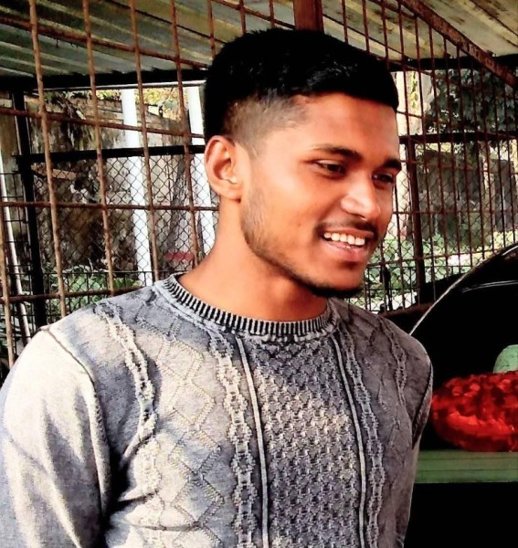 Hot Guy Rony kaka 32 from Bangladesh