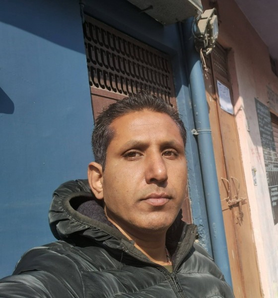 Hot Man Niks 31 from India
