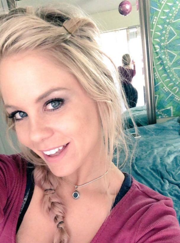 Sharondel41682