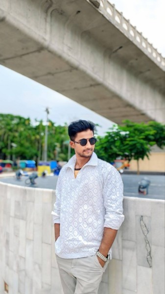 Hot Guy M.R. Hossain 26 from Bangladesh