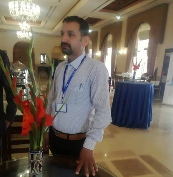 Single Gentleman Shahid 40 from Pakistan
