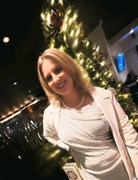 Single Woman Susan 36 from United States