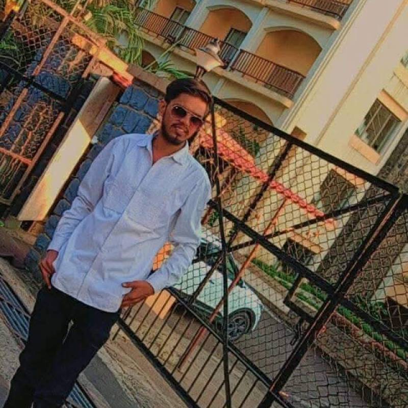 Single Mann Nilesh 33 from Indien