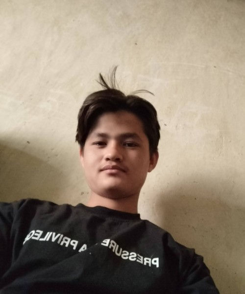 فاتنة طالبة yasin 18 from Afghanistan