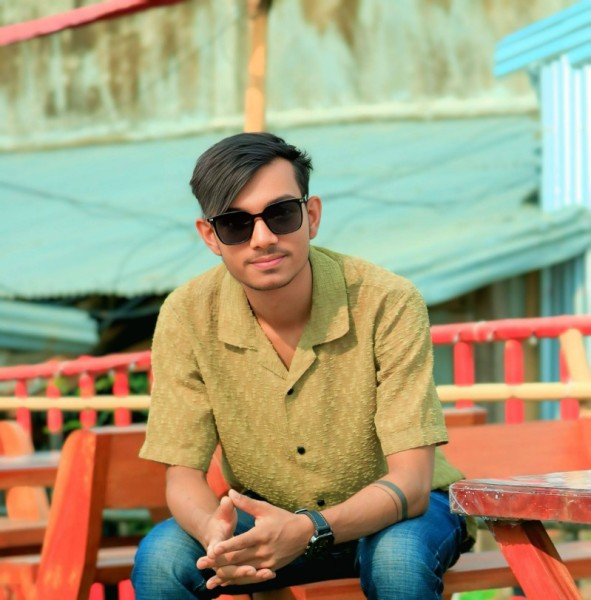 Pretty Student Siddhartha das 23 from Bangladesh