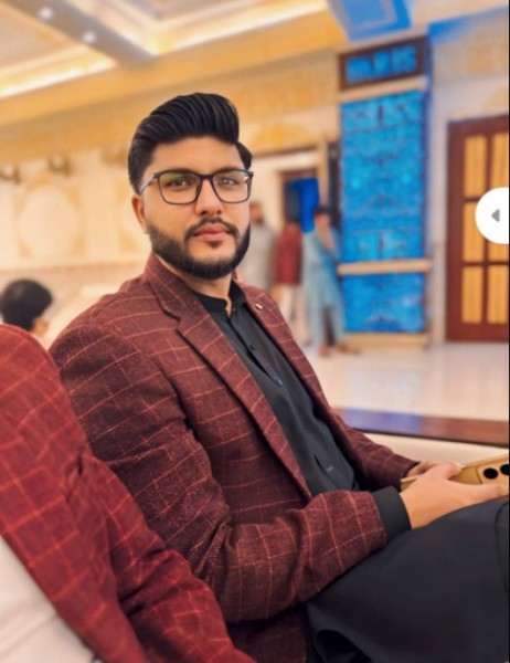 Attraktiv Gentleman Sheikh Usman 36 from Pakistan